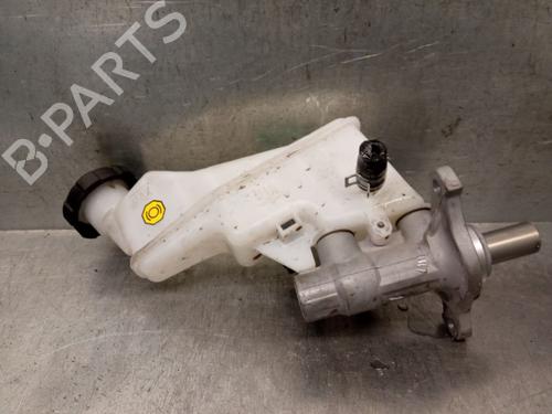 Used Brake master cylinder KIA STONIC (YB) 1.2 CVVT (84 hp) 27688545