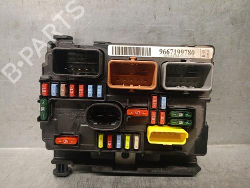 Used Fuse box CITROËN C3 I (FC_, FN_) 1.4 HDi (68 hp) 30972710