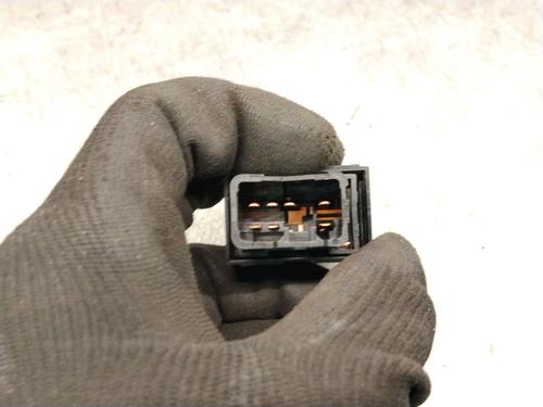Left rear window switch HYUNDAI ix20 (JC) | BP38098836I29 - Image 3
