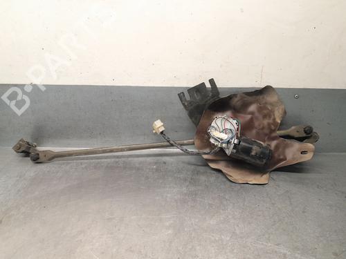 Used Front wiper motor Front wiper motor IVECO DAILY II Van 35-10 (15034111, 15034204, 15034211, 15034215, 15034217,... (103 hp) 36092239 36092239