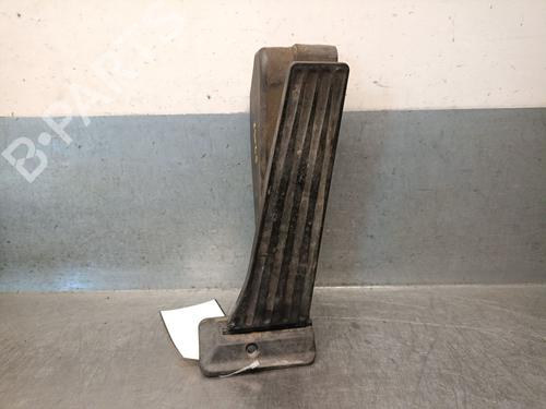 pedal-bmw-1-e87-2003-2004-2005-2006-2007-2008-2009-2010-2011-2012-2013-33547485 main image