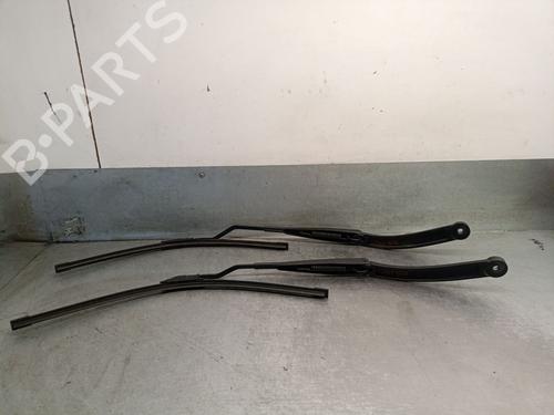 Used Front windshield wiper arm HYUNDAI H350 Van 2.5 CRDI (150 hp) 27669881