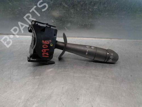Used Steering column stalk RENAULT LAGUNA II Grandtour (KG0/1_) 3.0 V6 24V (KG0D, KG01) (207 hp) 7304604