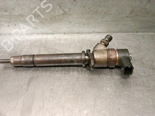 Spreder / Dyse VOLVO S60 I (384) D5 (163 hp) 30519328