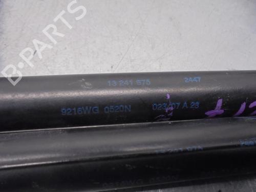 Tailgate lift support OPEL MERIVA A MPV (X03) 1.7 CDTI (E75) | BP16129607C138 