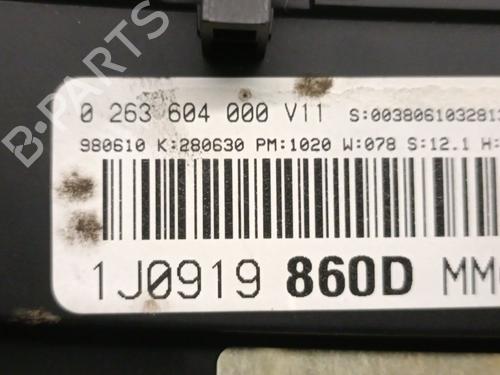Instrument cluster VW GOLF IV (1J1) 1.6 | BP26606042C47 