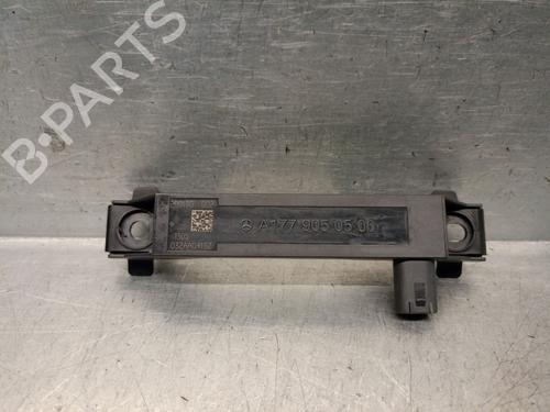 Antenne/Base MERCEDES-BENZ CLA Shooting Brake (X118) CLA 200 (118.687) (163 hp) 25240292