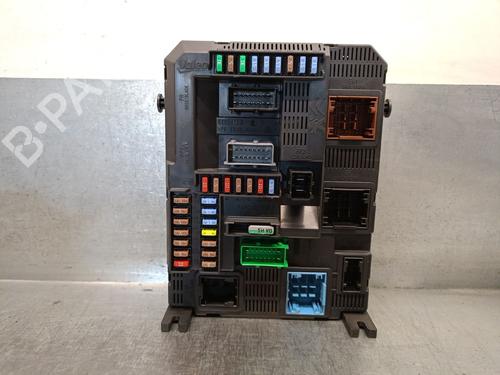 Used Fuse box PEUGEOT 2008 I (CU_) 1.2 THP 110 / PureTech 110 (110 hp) 21662386