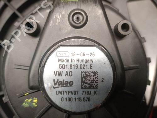 Heater blower motor SEAT LEON ST (5F8) 1.4 TGI | BP25238674M62 