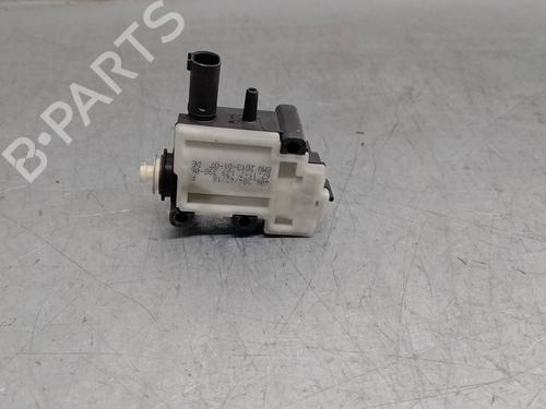 Used Fuel door actuator BMW 5 Gran Turismo (F07) 530 d xDrive (258 hp) 17703895