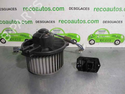 Used Heater blower motor Heater blower motor TOYOTA YARIS VERSO (_P2_) 1.4 D-4D (NLP20_, NLP22_) (75 hp) 33461525 33461525