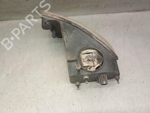 Feu de brouillard avant gauche CHRYSLER VOYAGER IV (RG, RS) 2.5 CRD | BP30053064C30 