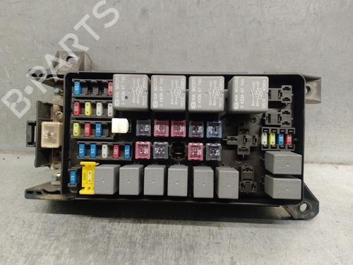Used Fuse box KIA SORENTO I (JC) 2.5 CRDi 4WD (140 hp) 17106111
