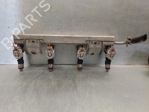 Used Injection rail Injection rail 13685805 13685805