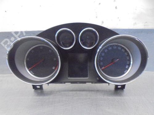 Used Instrument cluster OPEL INSIGNIA A Sports Tourer (G09) [2008-2017]  12138613