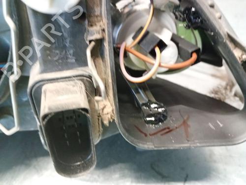 Right headlight SEAT CORDOBA (6L2) 1.9 TDI | BP26323113C29 