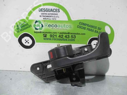 Used Front left interior door handle Front left interior door handle ALFA ROMEO 145 (930_) 1.6 i.e. 16V T.S. (930.A2) (120 hp) 3215634 3215634