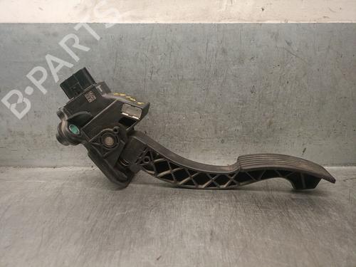 Used Pedal MITSUBISHI OUTLANDER III (GG_W, GF_W, ZJ, ZL, ZK) 2.2 Di-D 4WD (GF6W) (150 hp) 23408941