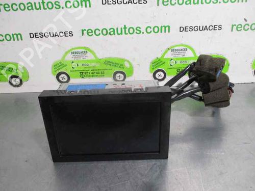 Used Display monitor TOYOTA PRIUS Saloon (_W1_) 1.5 Hybrid (NHW1_) (72 hp) 3450870
