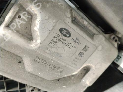 Right headlight JAGUAR XE (X760) 2.0 D | BP39068373C29 - Image 5