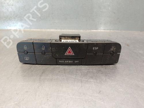 Used Switch Switch SEAT IBIZA IV SC (6J1, 6P5) 1.6 TDI (90 hp) 34041562 34041562