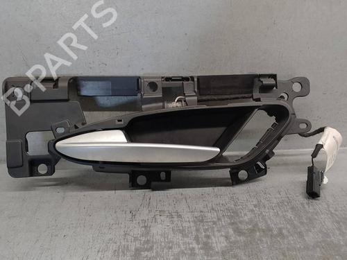 Used Front left interior door handle Front left interior door handle 17198330 17198330