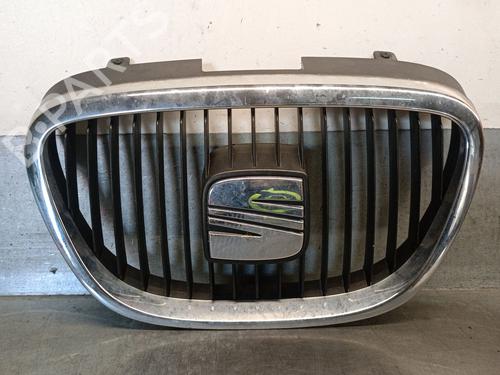 grille-seat-leon-1p1-2005-2006-2007-2008-2009-2010-2011-2012-2013-36845326 main image