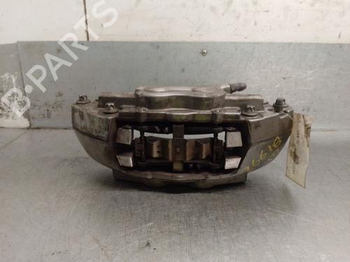 Used Left front brake caliper Left front brake caliper MERCEDES-BENZ A-CLASS (W176) A 45 AMG 4-matic (176.052) (360 hp) 39667644 39667644