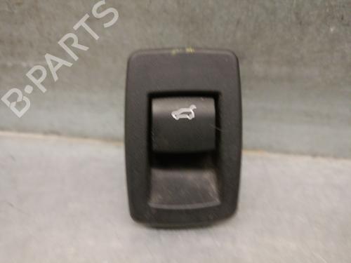 switch-bmw-x2-f39-2017-2018-2019-2020-2021-2022-2023-31924809 main image