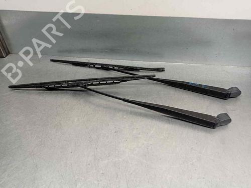 Front windshield wiper arm NISSAN TERRANO II (R20)  | BP10544696C143 
