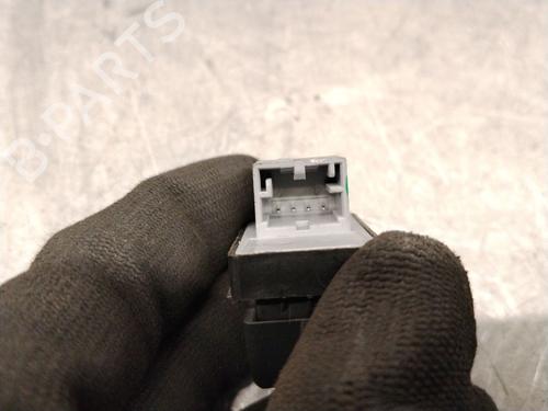 Right front window switch AUDI A5 (8T3) 2.0 TFSI | BP38198858I26 - Image 3