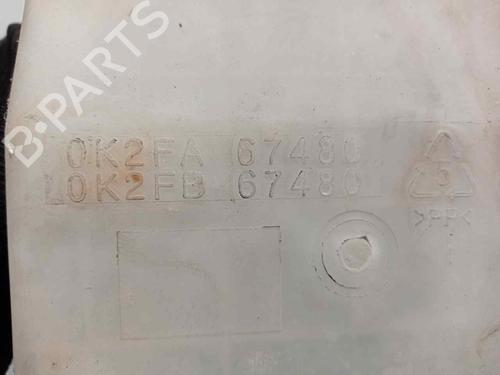 Windscreen washer tank KIA CARENS II MPV (FJ) 2.0 CRDi | BP10230942C113 