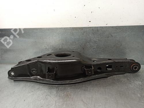 Left rear suspension arm TOYOTA AURIS (_E18_) 1.8 Hybrid (ZWE186_, ZWE186R) | BP17365367M14 