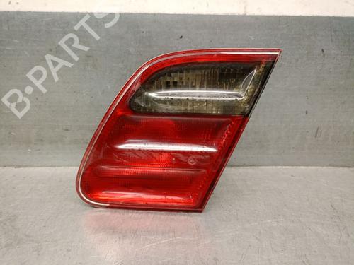 right-tailgate-light-mercedes-benz-e-class-w210-1995-1996-1997-1998-1999-2000-2001-2002-2003-31971829 main image