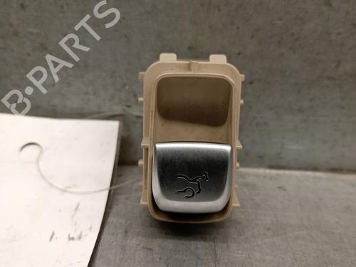 Used Switch Switch MERCEDES-BENZ C-CLASS (W205) C 220 BlueTEC / d (205.002, 205.004) (170 hp) 33656926 33656926