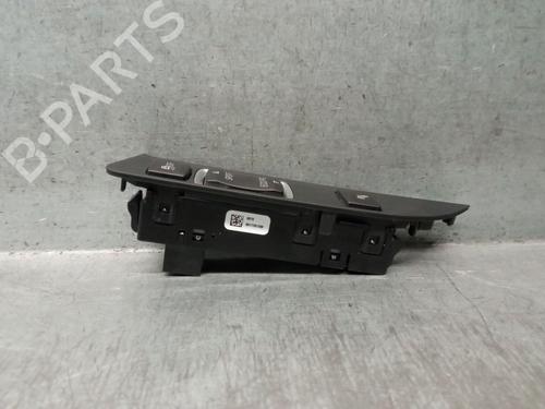 Switch BMW 1 (F20) 118 d | BP29946624I30