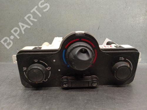 climate-control-renault-clio-iii-br01-cr01-2005-2006-2007-2008-2009-2010-2011-2012-2013-2014-31711065 main image