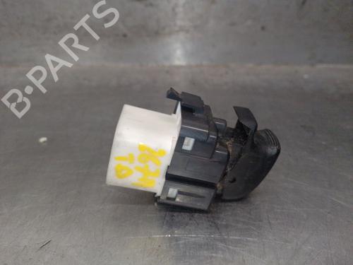 Used Right rear window switch Right rear window switch MITSUBISHI SPACE WAGON (N9_W, N8_W) 2.4 GDI (N84W) (150 hp) 40611151 40611151