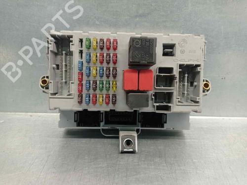 Used Fuse box FIAT PUNTO (188_) 1.9 DS 60 (188.031, .051, .231, .251) (60 hp) 10721157