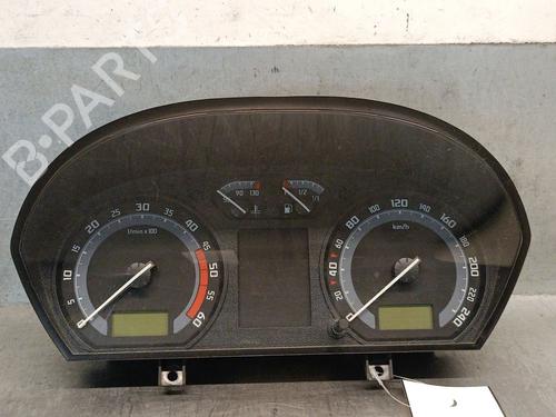instrument-cluster-skoda-fabia-i-combi-6y5-2000-2001-2002-2003-2004-2005-2006-2007-32860144 main image