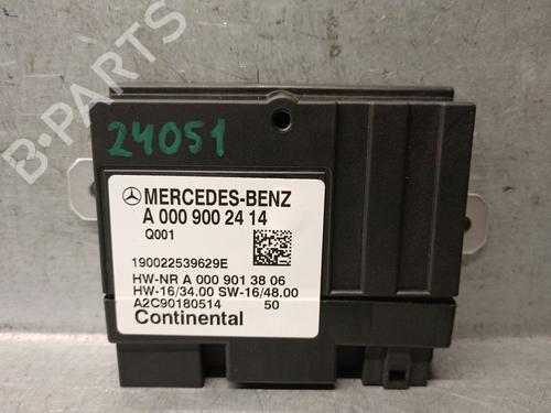 Used Electronic module MERCEDES-BENZ S-CLASS (W222, V222, X222) S 560 e (222.173) (367 hp) 31049507