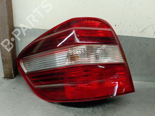 Used Left taillight Left taillight MERCEDES-BENZ M-CLASS (W164) ML 320 CDI 4-matic (164.122) (224 hp) 36434753 36434753
