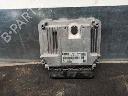 Used Engine control unit (ECU) OPEL VECTRA C GTS (Z02) 1.9 CDTI (F68) (120 hp) 6590923