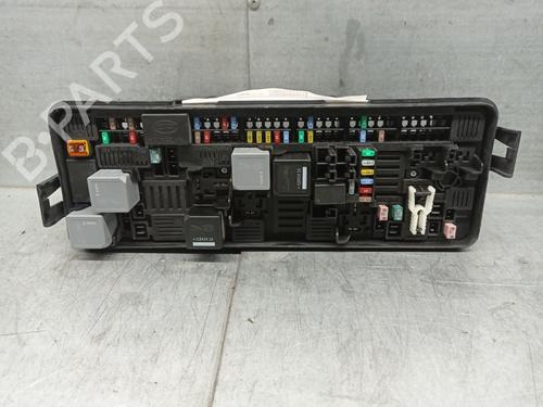Used Fuse box LAND ROVER DISCOVERY V (L462) 2.0 Sd4 4x4 (241 hp) 23101970
