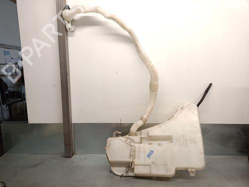Used Windscreen washer tank BMW 5 Touring (F11) 520 d (163 hp) 22276639
