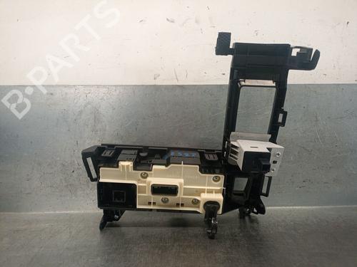 Switch LEXUS CT (ZWA10_) 200h (ZWA10_) | BP27564495I30