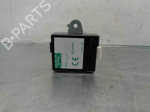 Used Comfort control module TOYOTA COROLLA Verso (_E12_) [2001-2007]  6447589