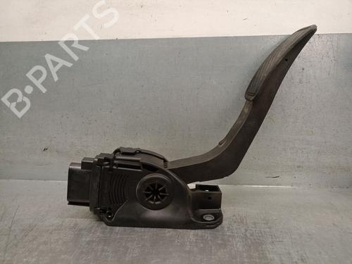 Used Pedal Pedal 21581871 21581871