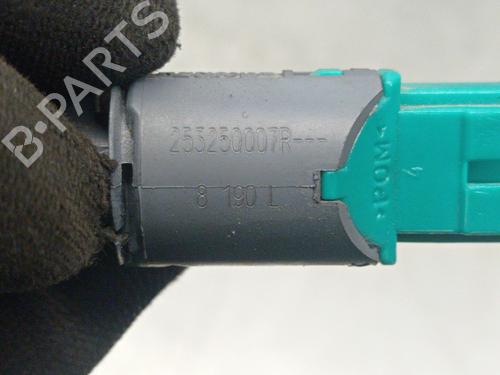 left-rear-driveshaft-land-rover-discovery-iii-l319-tob500270-2004-2005-2006-2007-2008-2009-18642997 main image