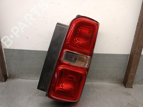 Used Right taillight Right taillight PEUGEOT EXPERT Van (V_) 1.5 BlueHDi 100 (102 hp) 33557260 33557260